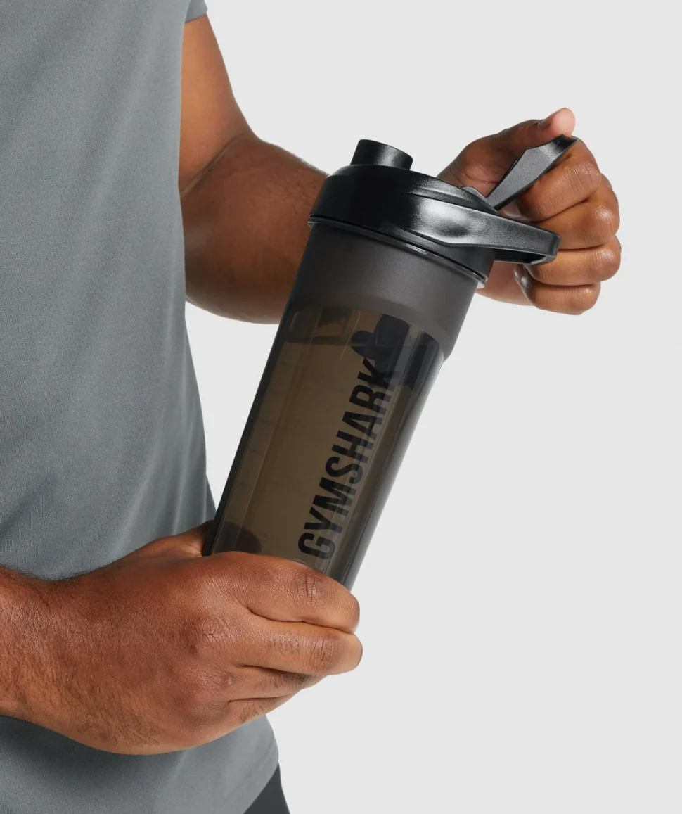 SHAKER NEGRO GYMSHARK